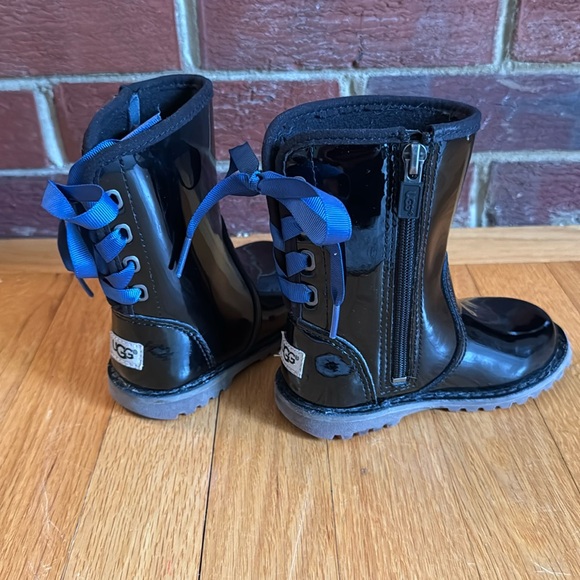 Toddler Ugg boots - Picture 2 of 5